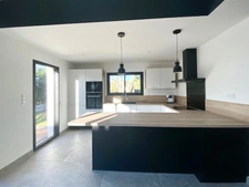 Maison à vendre 5 pièces LOCQUELTAS (56)