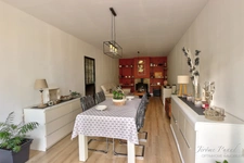 Belle maison de caractère rénovée avec grands volumes et cadre verdoyant