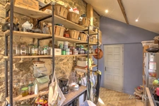 🌿 Maison familiale en pierre avec jardin arboré et dépendances