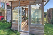 🌿 Maison familiale en pierre avec jardin arboré et dépendances