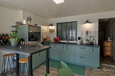 Belle maison de caractère rénovée avec grands volumes et cadre verdoyant