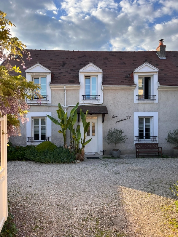 Maison à vendre 9 pièces GERMAINE (51)