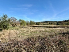 Domérat - Terrain à bâtir de 2020m² avec vue dégagée
