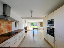 LANDERNEAU, MAISON FAMILIALE HORS LOTISSEMENT, 5 CHAMBRES, REZ DE JARDIN, GRANDE TERRASSE