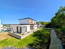 Maison contemporaine 5 pièces à vendre LANDERNEAU rive Sud (29)