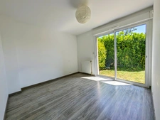 Appartement 2 chambres en rez-de-jardin privatif avec vue sur la rade. Le Rody - GUIPAVAS (29)