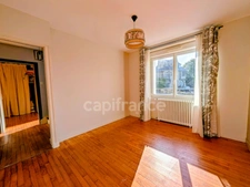 LANDERNEAU, MAISON FAMILIALE HORS LOTISSEMENT, 5 CHAMBRES, REZ DE JARDIN, GRANDE TERRASSE