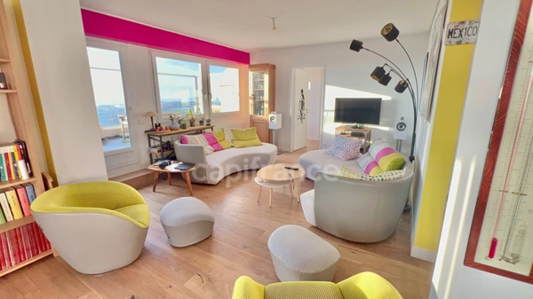 Dpt Finistère (29),BREST, PROCHE CENTRE VILLE, APPARTEMENT 159 M2, DERNIER ETAGE, TERRASSE, VUE PANORAMIQUE, VUE MER, DEUX GARAGES, DOUBLE ASCENSEURS, 