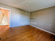 LANDERNEAU, MAISON FAMILIALE HORS LOTISSEMENT, 5 CHAMBRES, REZ DE JARDIN, GRANDE TERRASSE