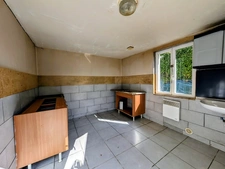 Le Douvez - Maison habitable sans travaux - 3 chambres - sous sol intégral et combles aménagés - GUIPAVAS (29)