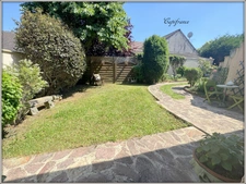 Maison à vendre 5 pièces + 3 places de stationnement 