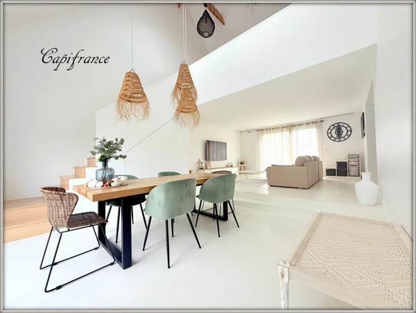 Magnifique maison contemporaine à vendre 7 pièces.