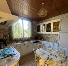 Maison non mitoyenne à vendre 5 pièces + garage 2 VL