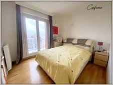 Dpt  (93), à vendre  appartement T5 de 98,7 m²  