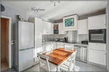 Maison à vendre 7 pièces  sous-sol.  