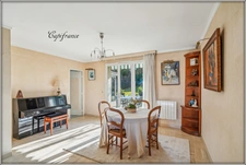 Maison à vendre 7 pièces  sous-sol.  