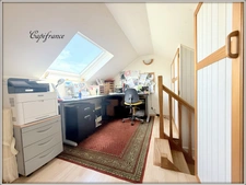 Maison à vendre 5 pièces  sous-sol en partie aménagée.