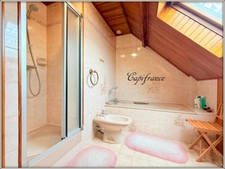 Maison à vendre 5 pièces  95 m²  sous-sol total. 