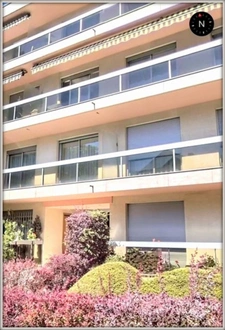 Appartement à vendre 4 pièces HYPER CENTRE. GARE A 4 mn a pied + 1 double box pour 2 voitures