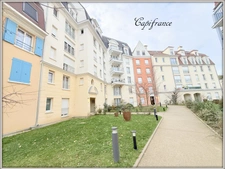 Appartement à vendre 3 pièces   balcon + place de parking sous-sol