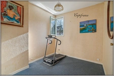 Maison à vendre 7 pièces  sous-sol.  