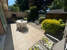 Maison à vendre 5 pièces + 3 places de stationnement 