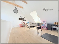Magnifique maison contemporaine à vendre 7 pièces.