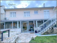 Dpt  (93), à vendre  maison P9 de 250 m² - Terrain de 385,00 m² 