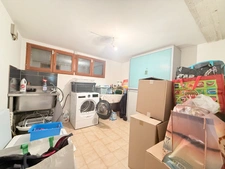 Maison à vendre 5 pièces  sous-sol en partie aménagée.