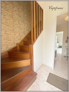 Dpt  (93), à vendre  maison P8 de 165 m² + dépendance + atelier extérieur