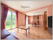 Maison à vendre 5 pièces  95 m²  sous-sol total. 
