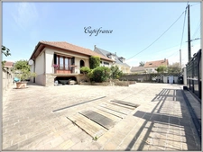 Maison à vendre 5 pièces  sous-sol en partie aménagée.
