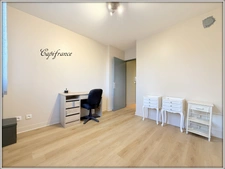 Appartement à vendre 4 pièces HYPER CENTRE. GARE A 4 mn a pied + 1 double box pour 2 voitures