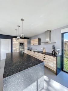 NOUVEAUTE Maison contemporaine avec piscine (21)