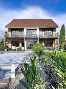 NOUVEAUTE Maison contemporaine avec piscine (21)