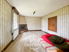 Maison en pierres à vendre -  5 pièces VERCIA (39) - 1309m² de terrain - Capifrance - Jérôme CESARIO
