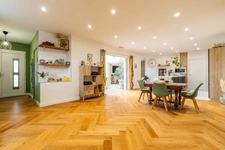Élégance contemporaine et confort absolu - une maison clé en main