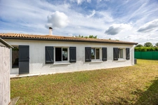 Maison rénovée de plain-pied au calme au Vieux Bourg de Villenave-d'Ornon