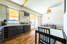 T1 bis meublé, dernier étage avec balcon et vue sur parc – Bordeaux Tivoli