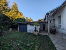 Maison familiale avec jardin et dépendances