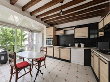 Grande maison familiale avec jardin aux portes du campus de Talence