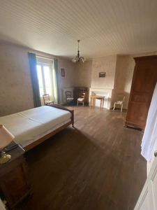 Rare: Beautiful property complex in a picturesque village - House and outbuildings