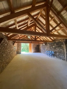 OPPORTUNITE: Grange à transformer  à La Vinzelle (12)