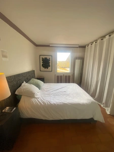 RARE......UNE MAISON: 2 APPARTEMENTS. UNE TERRASSE avec VUE SUR ETANG. PORTE OUVERTE LE SAMEDI 22 AOUT A 10HOO