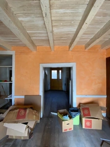 Maison de village pleine de charme à rénover, Calvinet-Puycapel