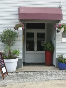 Exceptional: Tourist building in the Lot Valley