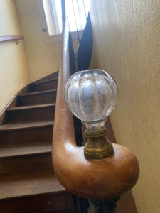 Rare: Bel ensemble immobilier  dans village pittoresque Maison et dépendances