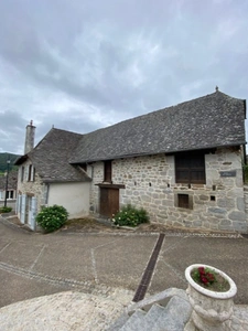 COUP DE COEUR: Maison de village au charme fou...