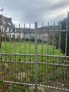 Rare: Beautiful property complex in a picturesque village - House and outbuildings