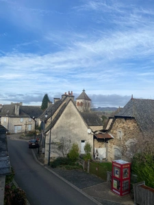 Rare: Beautiful property complex in a picturesque village - House and outbuildings
